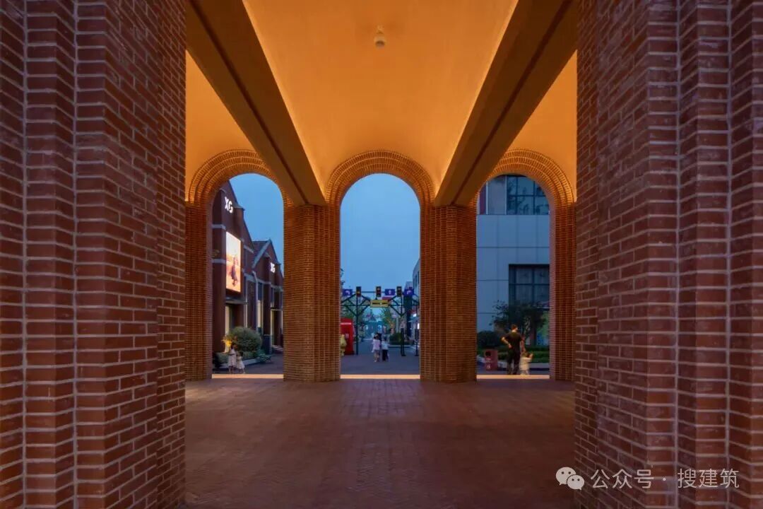 1763951935652584.jpg 640 (11).jpg